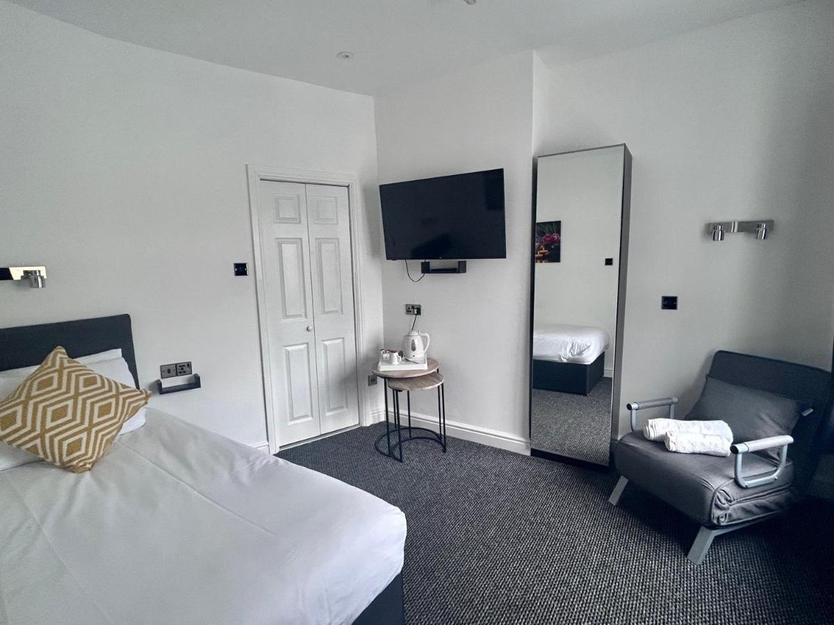 Charnwood Regency Guest House Loughborough Buitenkant foto