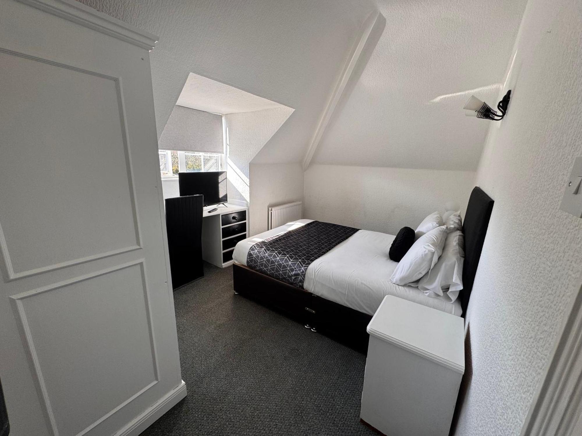 Charnwood Regency Guest House Loughborough Buitenkant foto